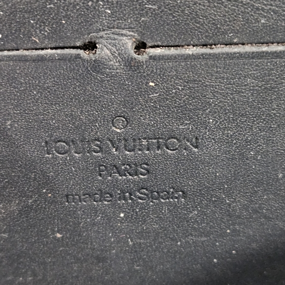 LOUIS VUITTON Vernis Zippy Long Wallet - Picture 13 of 15